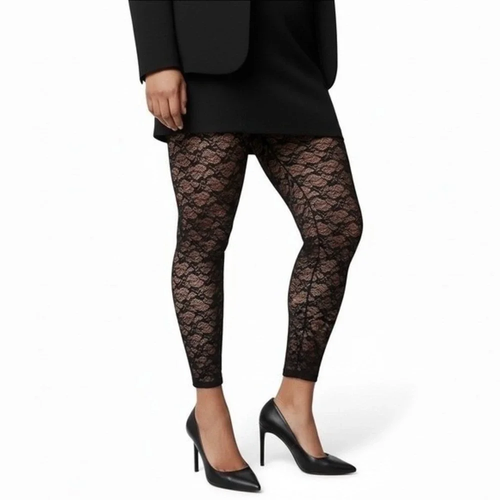 TORRID Lace Leggings w/Attached Black Shorts NWT‎ Size 2X